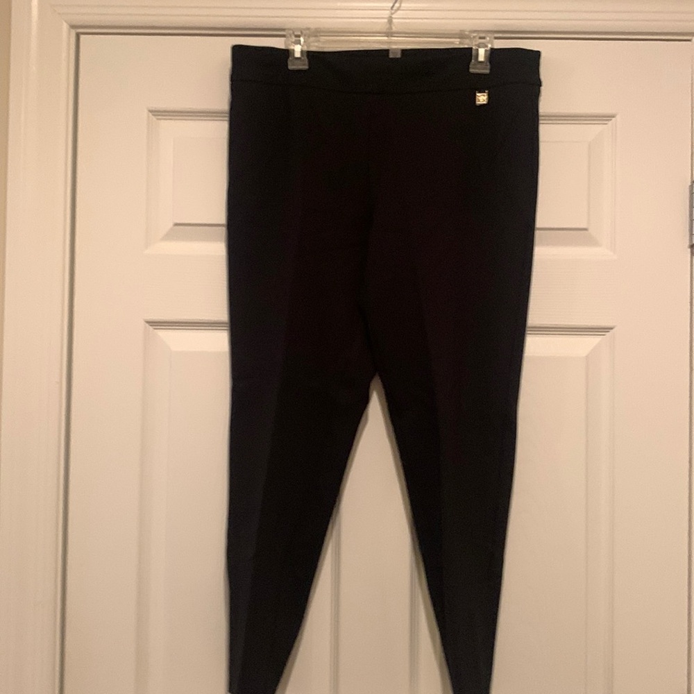 Anne Klein black leggings/pants
